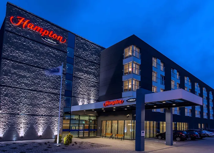 Hampton By Hilton Airport